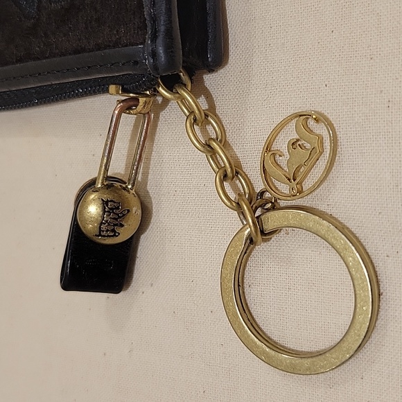 Juicy Couture Small Black Velet Wallet - Picture 7 of 10